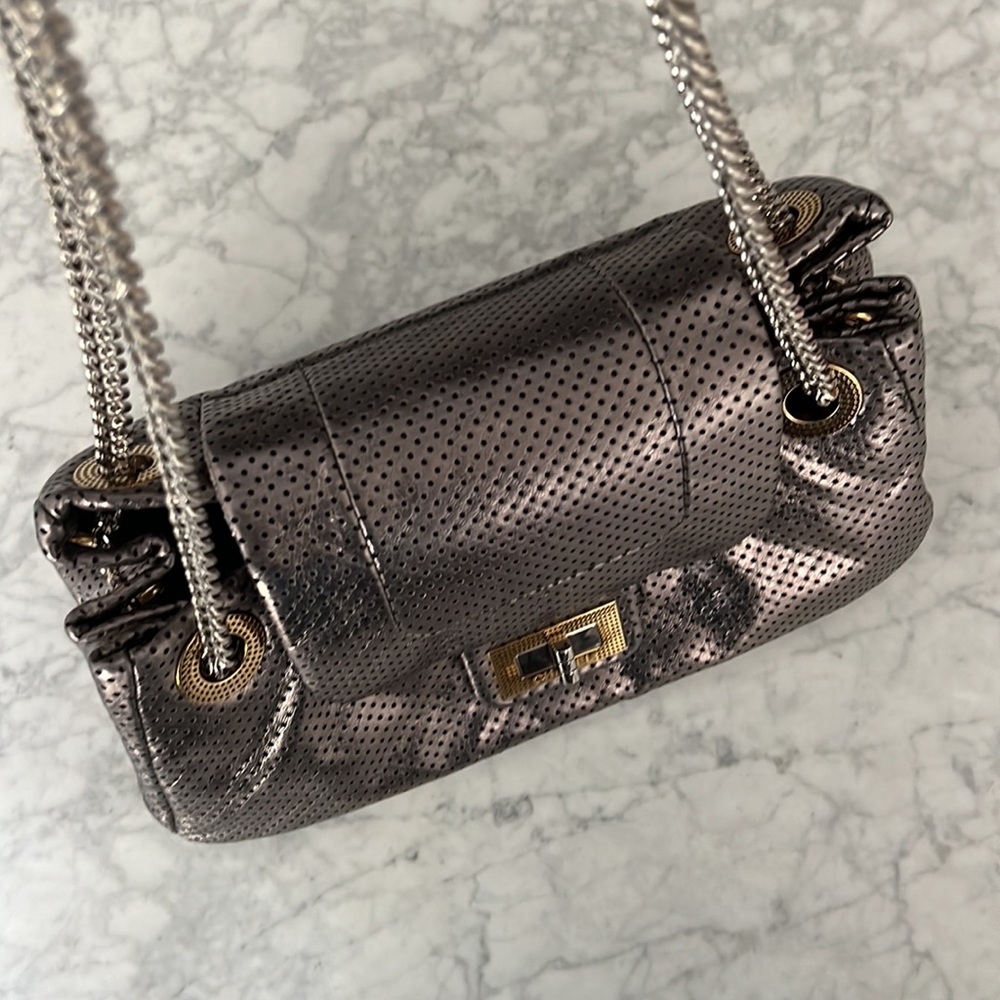 CHANEL Metallic Perforated Drill 2.55 Reissue Chain Classic Flap Bag Silver 🖤 - Picture 6 of 17